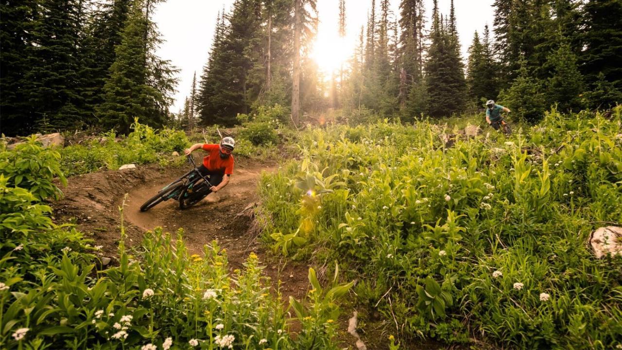Trappers Landing #05 By Bear Country Villa Sun Peaks Exterior photo